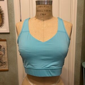 Avia Medium Impact Sports Bra with Removable Pads. Size XL 16-18 / Never Worn